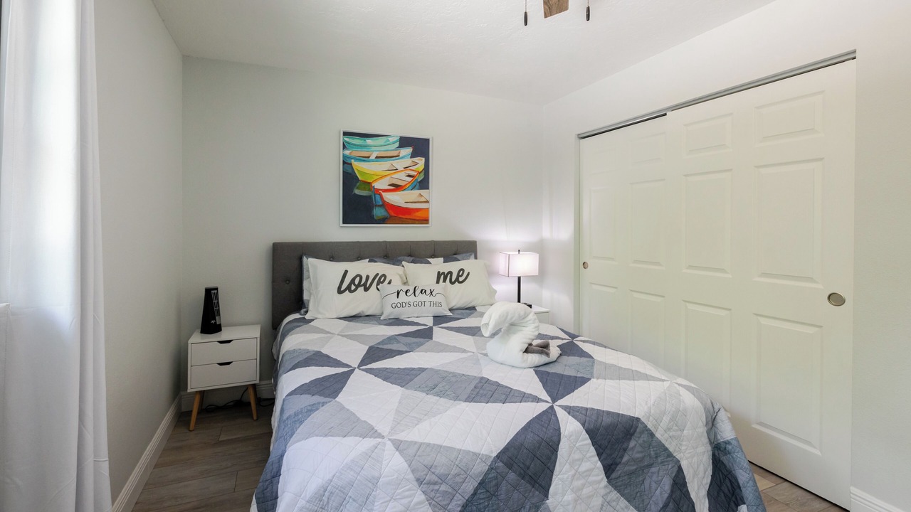 Photo of Bedroom in Gillespie Park