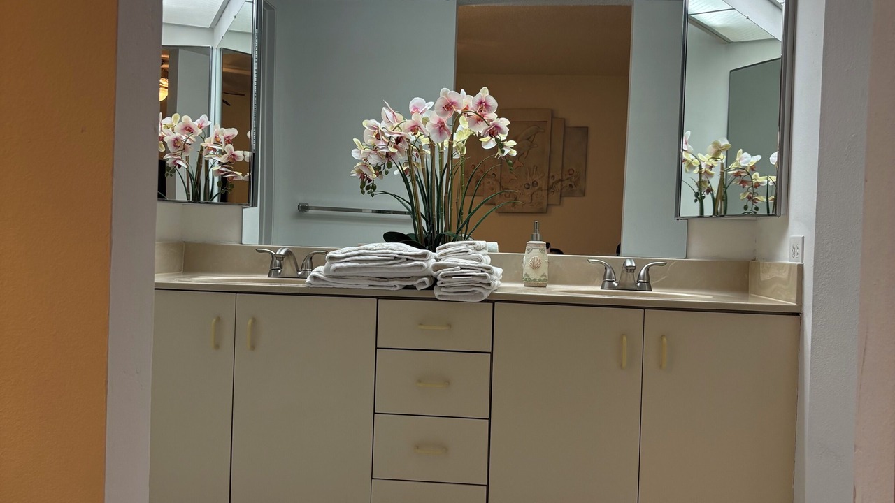 Photo of Bathroom in Sand Key