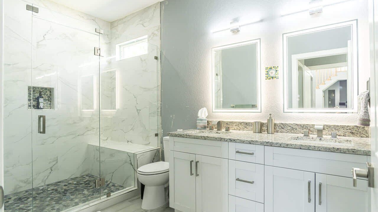 Photo of Bathroom in LaBelle