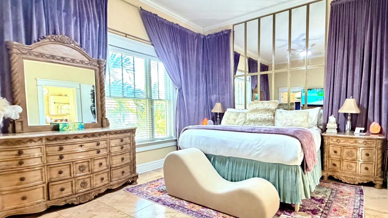 Photo of Bedroom in Hyde Park