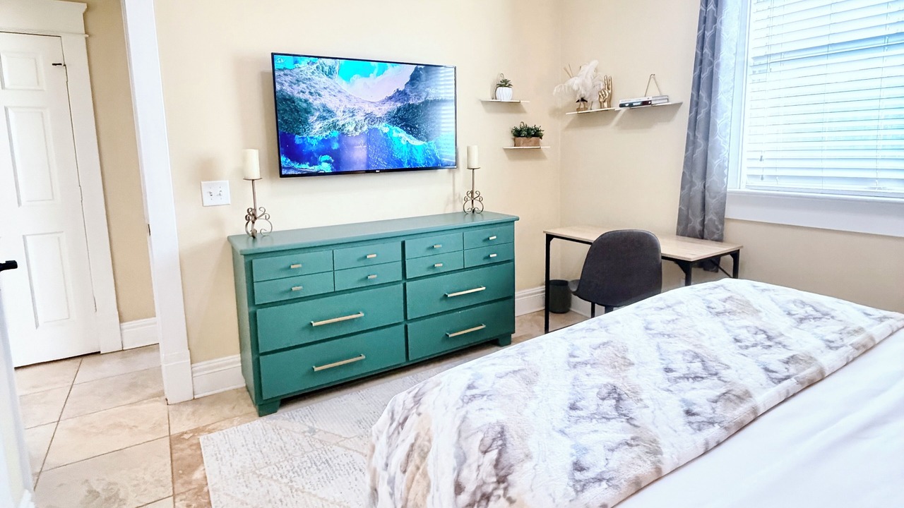 Photo of Bedroom in Hyde Park