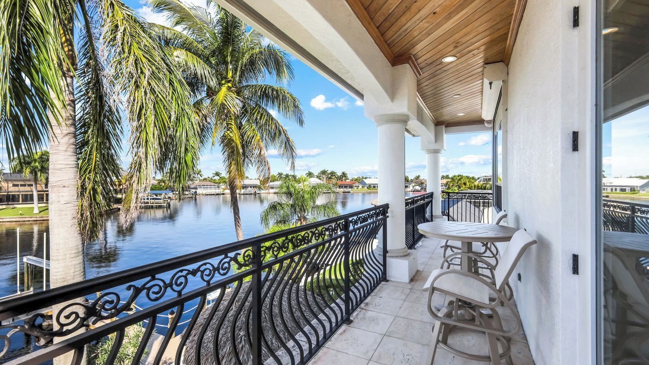 Photo of Patio Balcony in Pelican