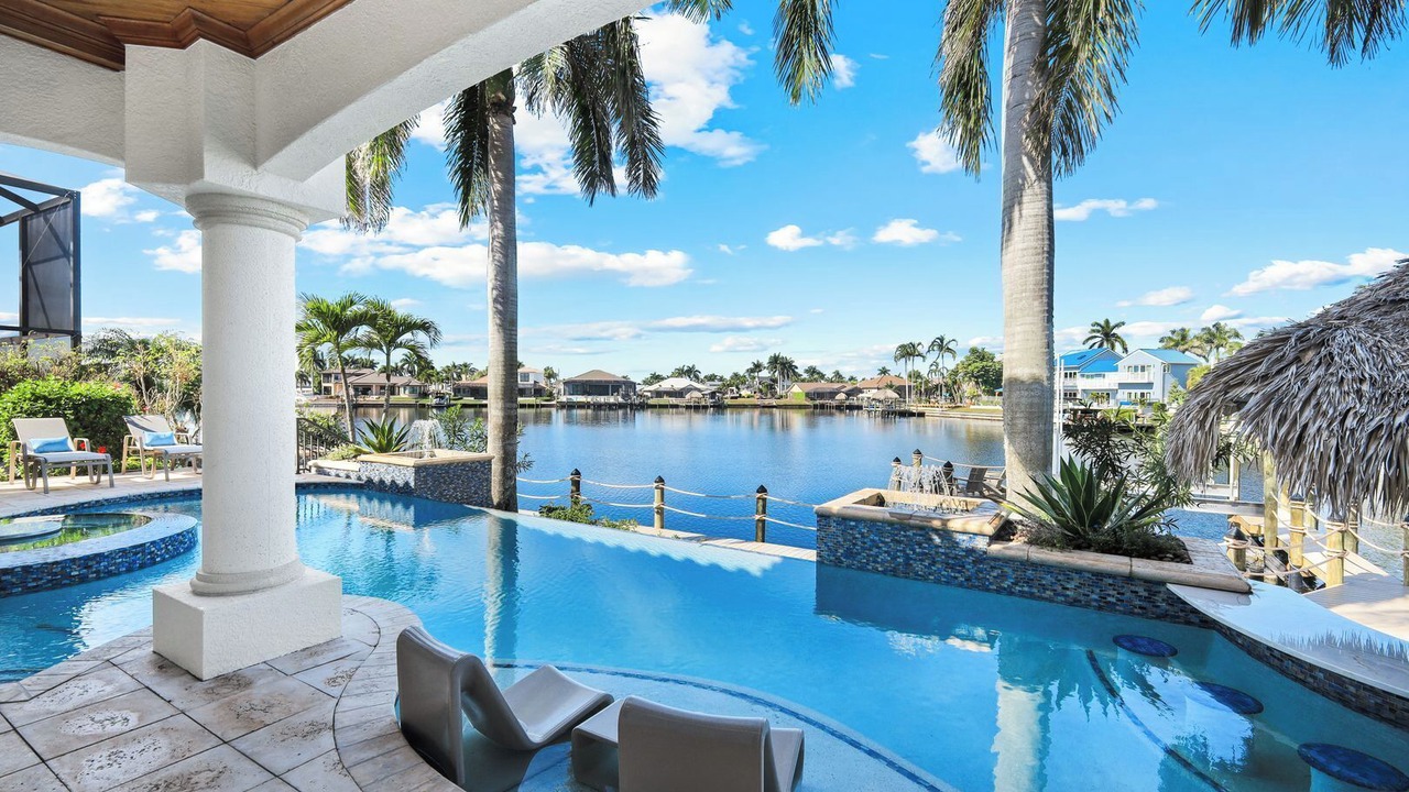 Photo of Outdoor in Pelican
