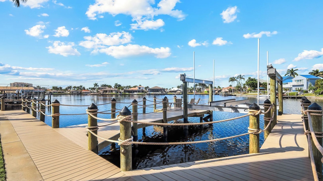 Photo of Outdoor in Pelican