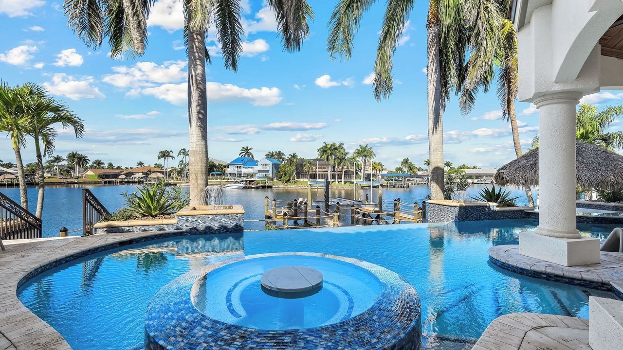 Photo of Outdoor in Pelican