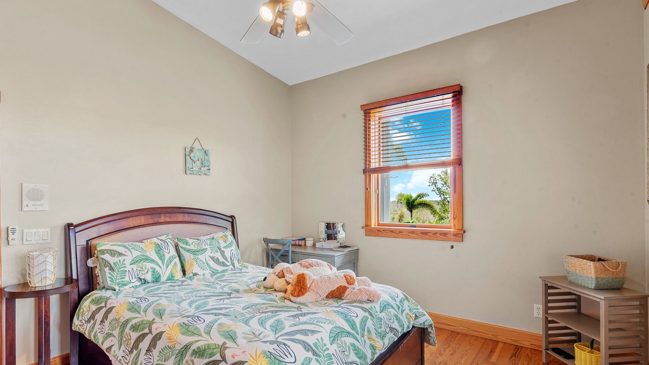 Photo of Bedroom in Bokeelia