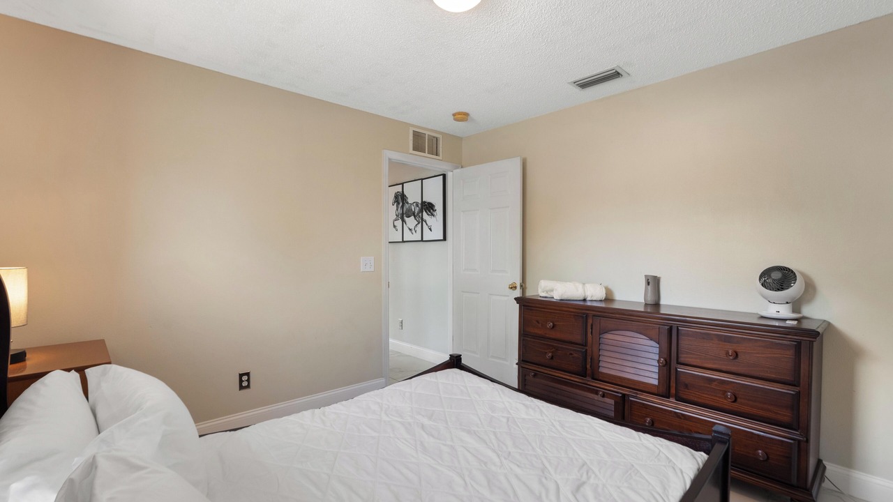 Photo of Bedroom in Pinellas Park