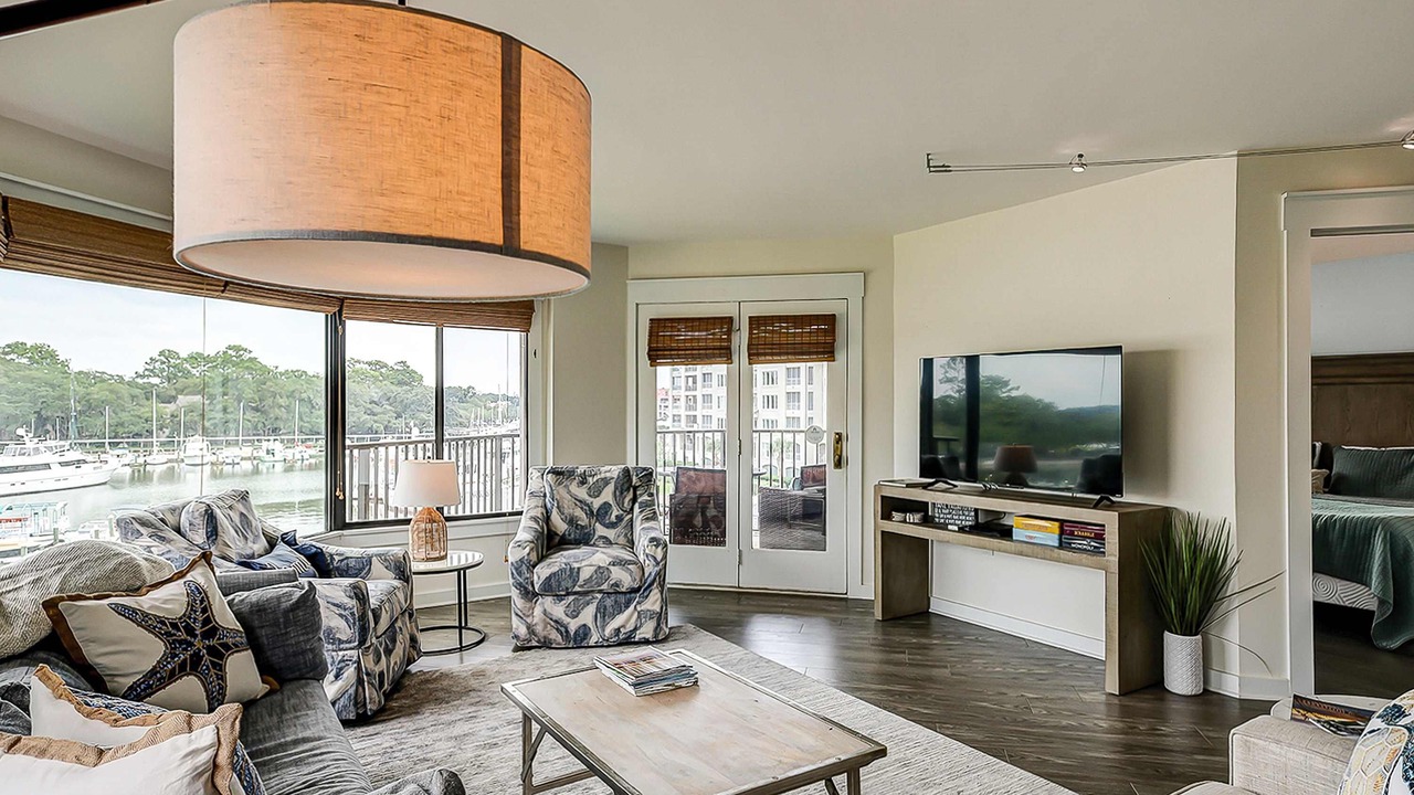 Photo of Livingroom in Shelter Cove