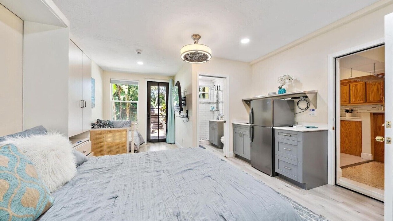 Photo of Bedroom in Northwood Shores