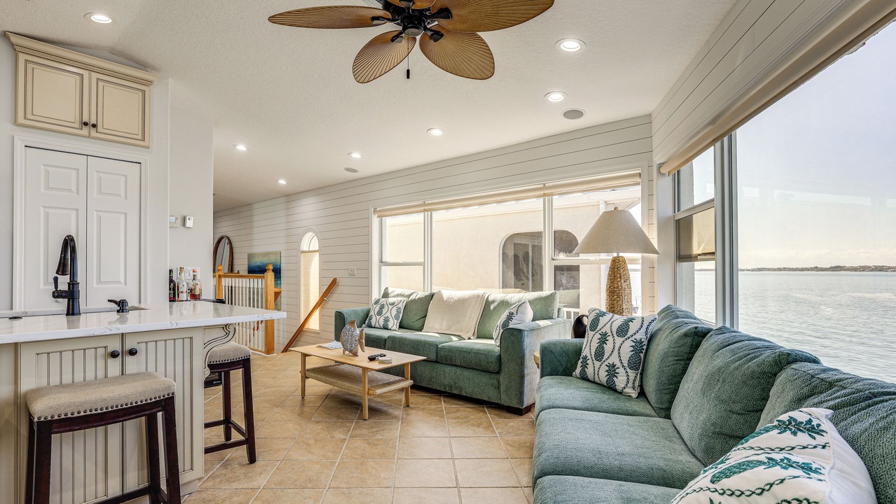 Photo of Livingroom in Nettles Island