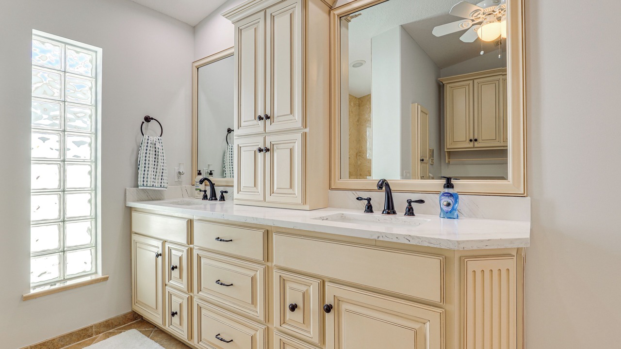 Photo of Bathroom in Nettles Island