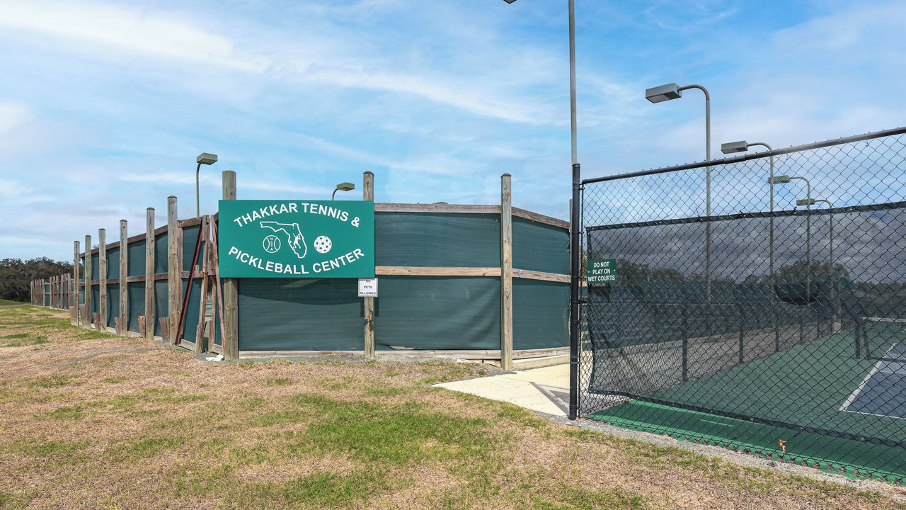 Photo of Others in Sebring