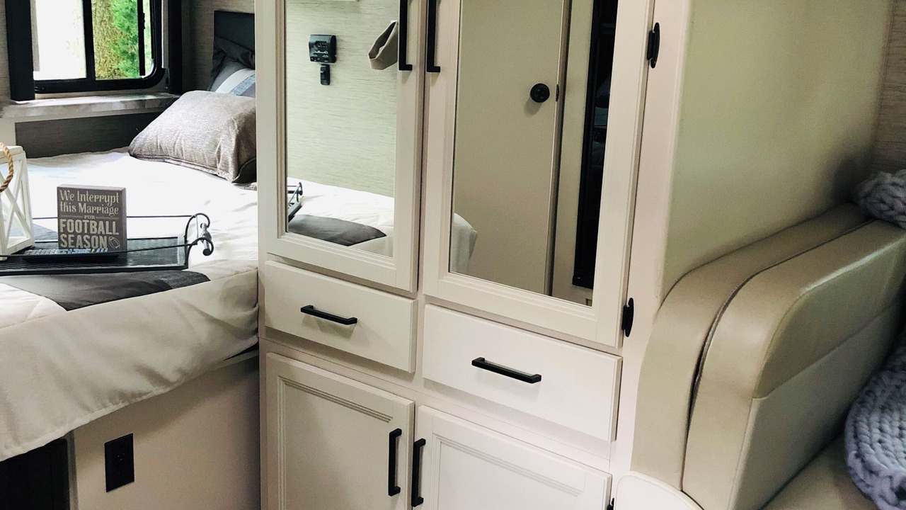 Photo of Bedroom in Myakka City