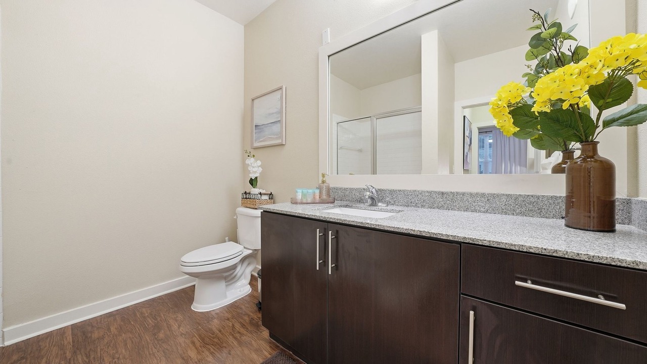 Photo of Bathroom in Courier City - Oscawana