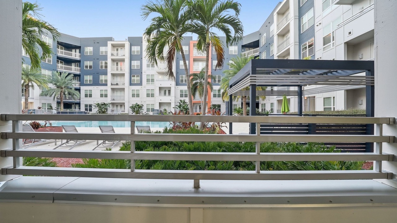 Photo of Outdoor in Courier City - Oscawana