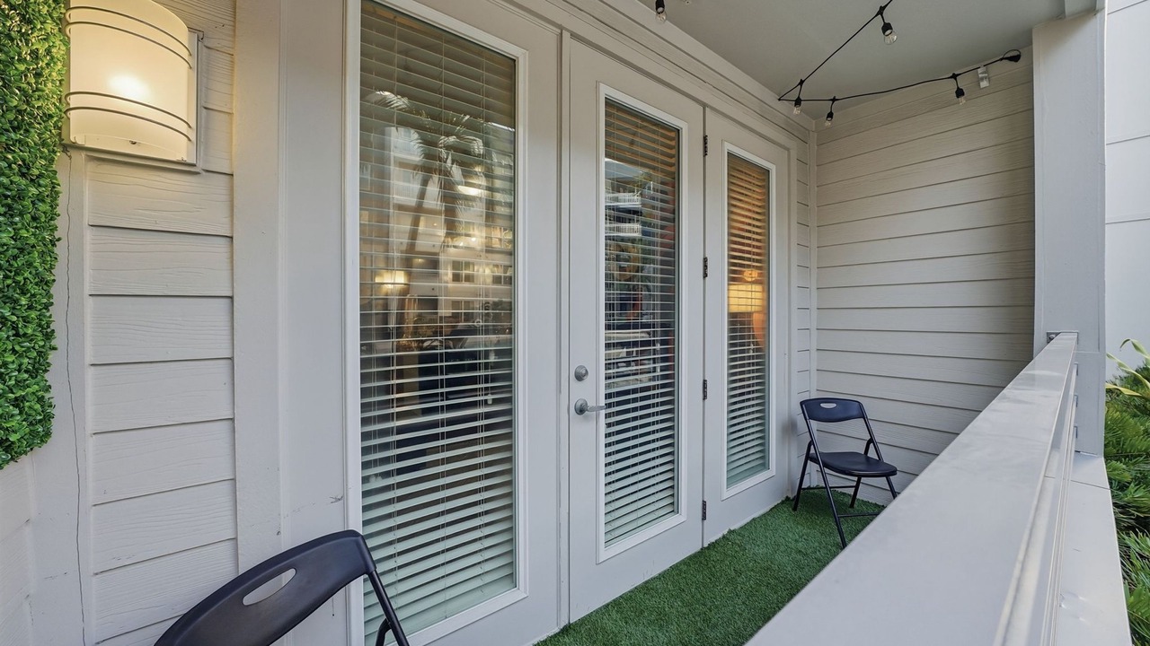 Photo of Outdoor in Courier City - Oscawana