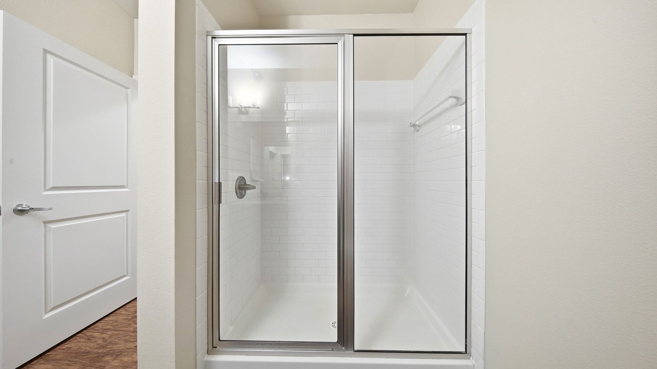 Photo of Bathroom in Courier City - Oscawana