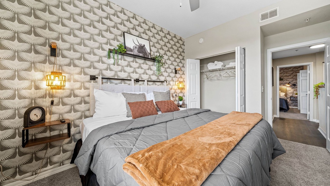 Photo of Bedroom in Westchase