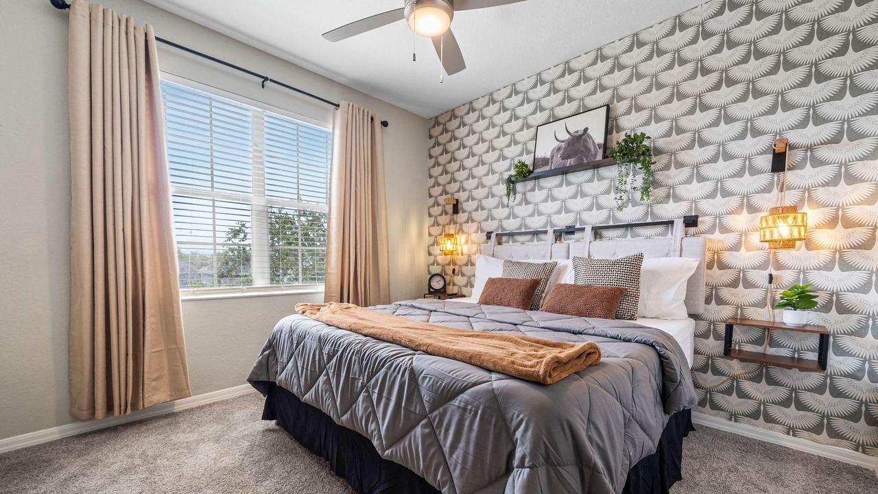 Photo of Bedroom in Westchase