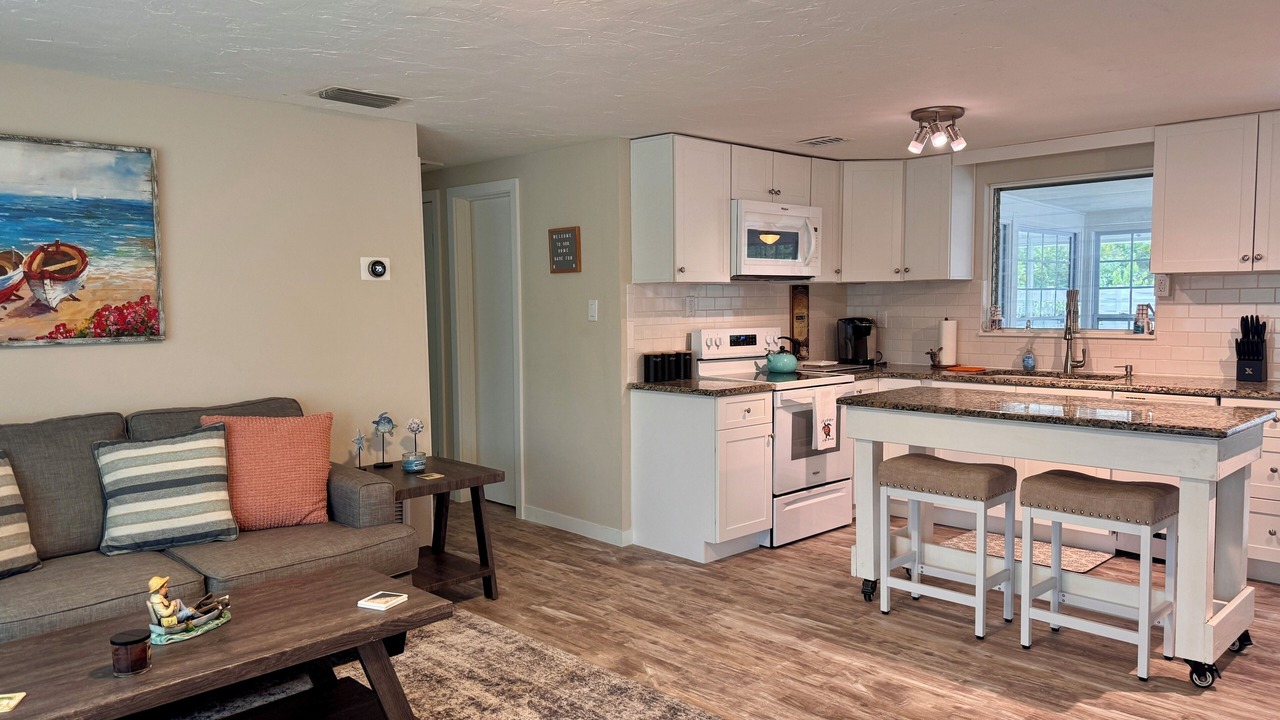 Photo of Livingroom in Englewood