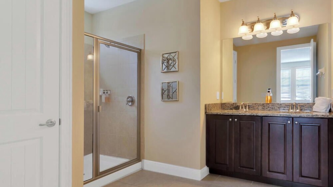 Photo of Bathroom in Davenport