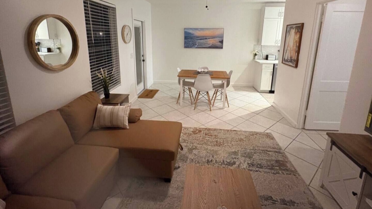 Photo of Livingroom in Singer Island