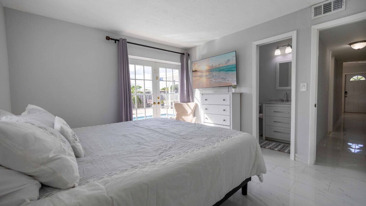 Photo of Bedroom in Greenacres