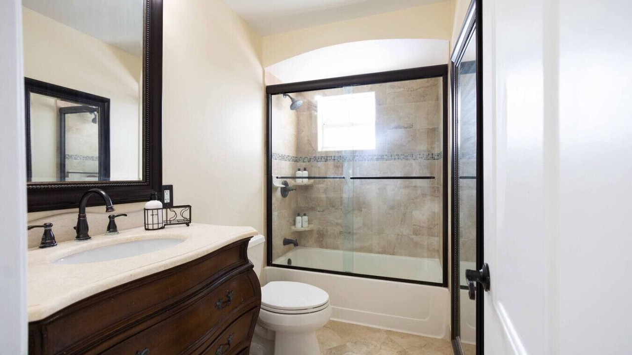 Photo of Bathroom in Greenacres