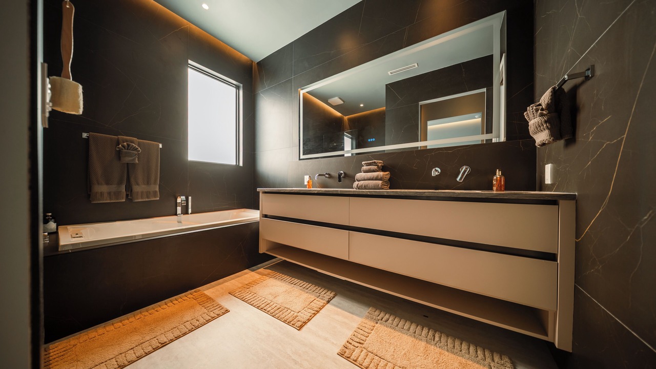 Photo of Bathroom in Gillespie Park