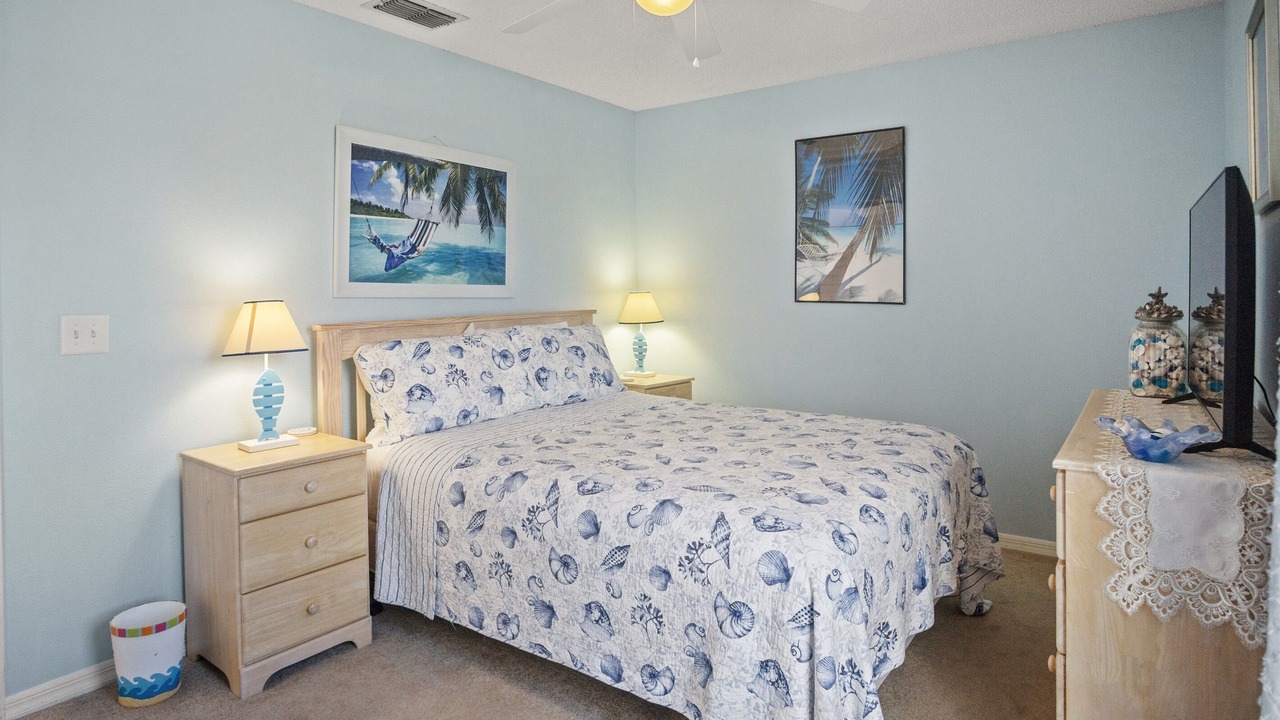 Photo of Bedroom in Lindfields