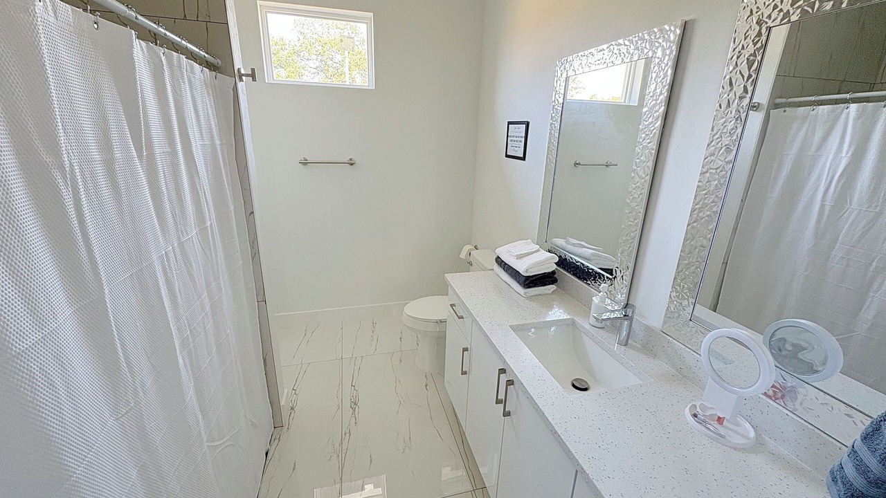 Photo of Bathroom in Lehigh Acres