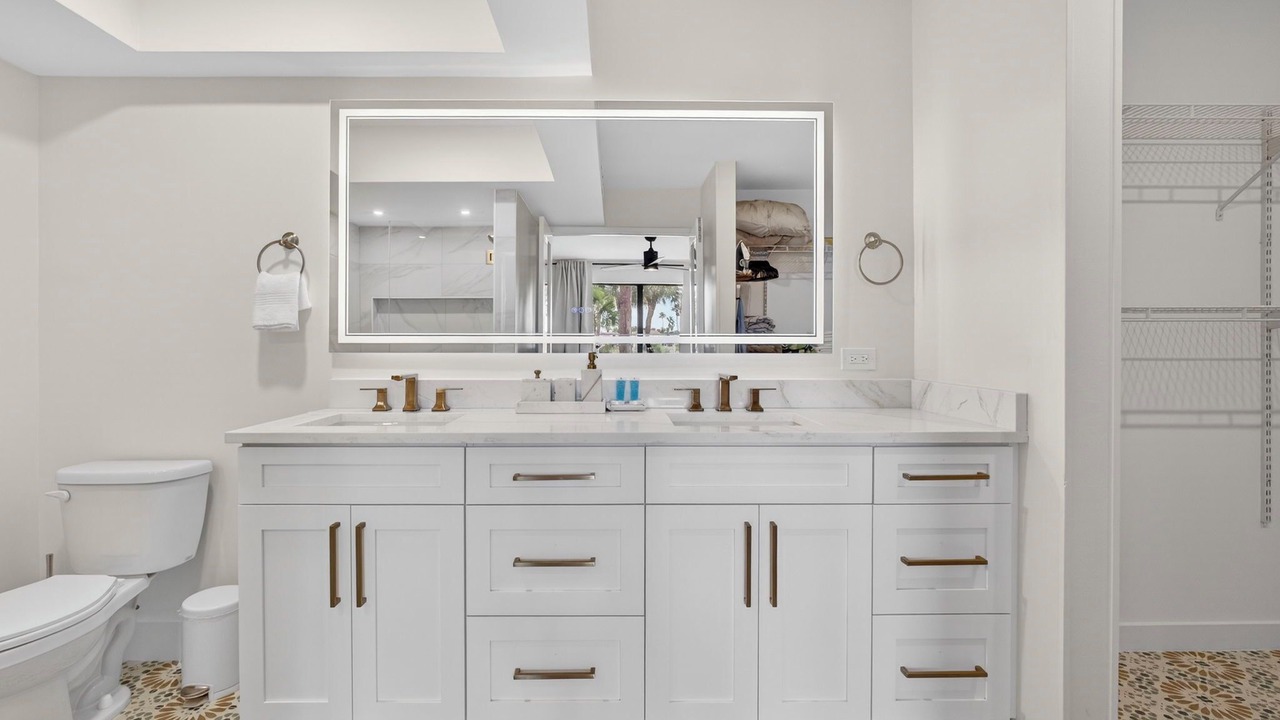 Photo of Bathroom in Hunt Club
