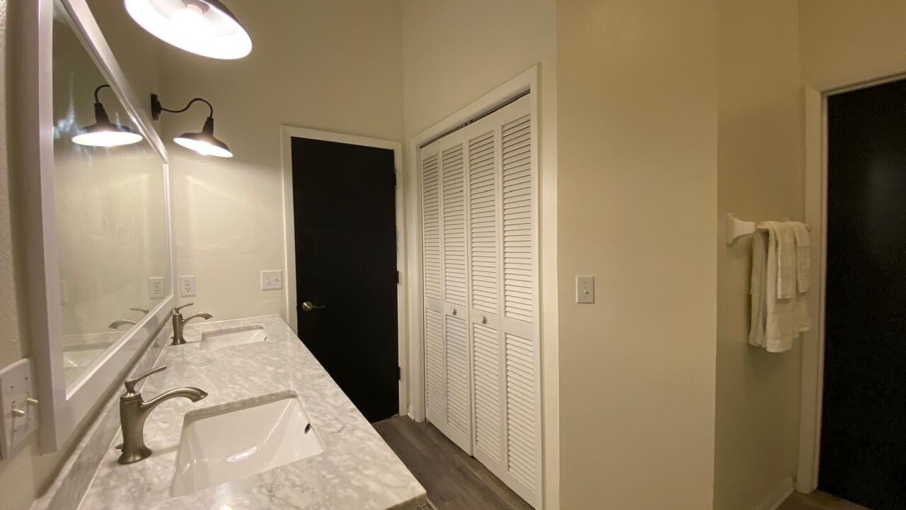 Photo of Bathroom in Lindfields