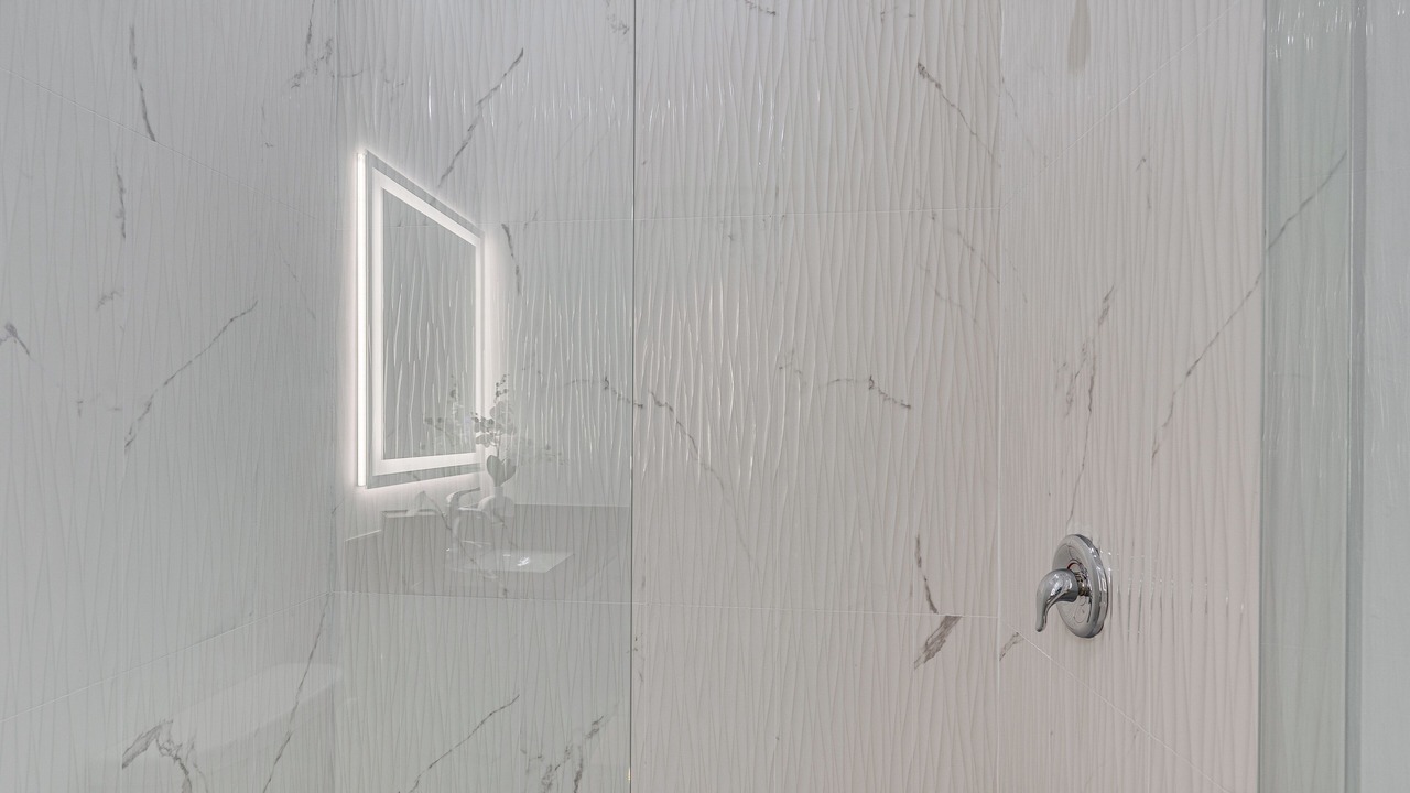 Photo of Bathroom in Caloosahatchee