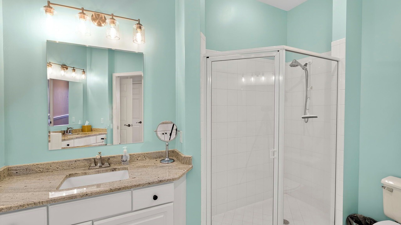 Photo of Bathroom in Tropical Cove