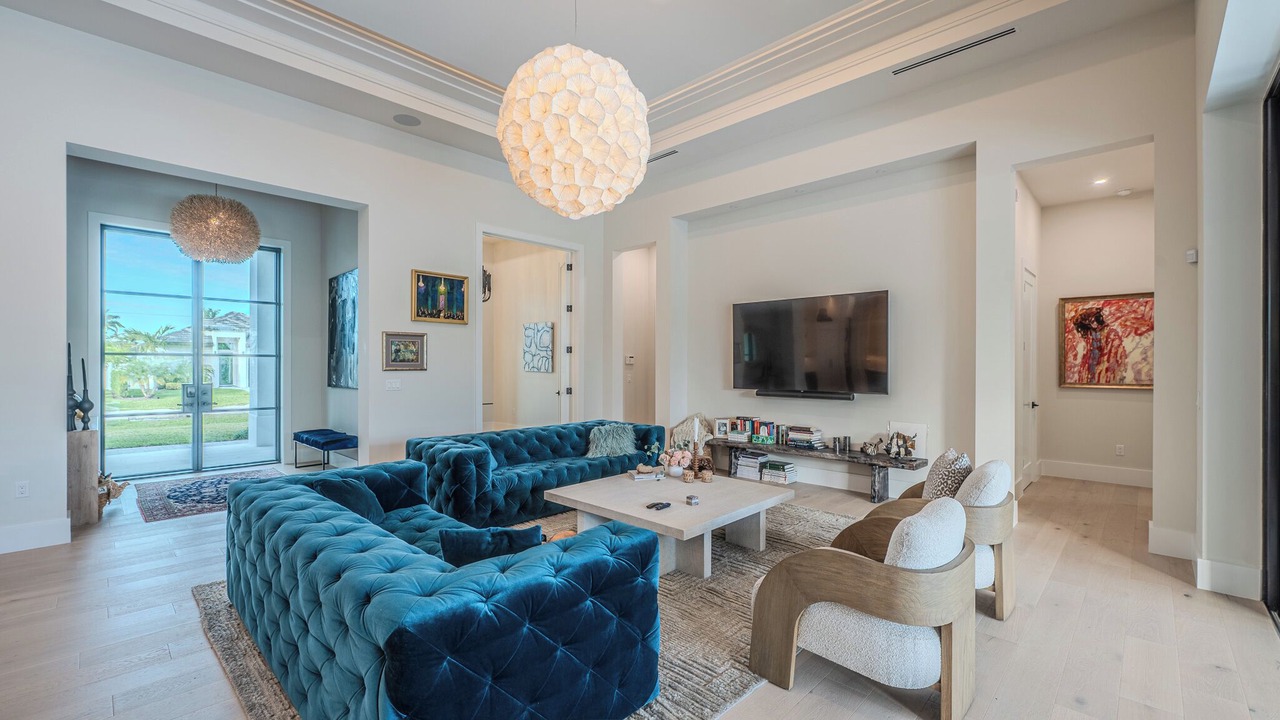Photo of Livingroom in Naples Park