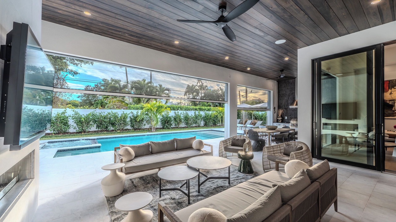 Photo of Livingroom in Naples Park