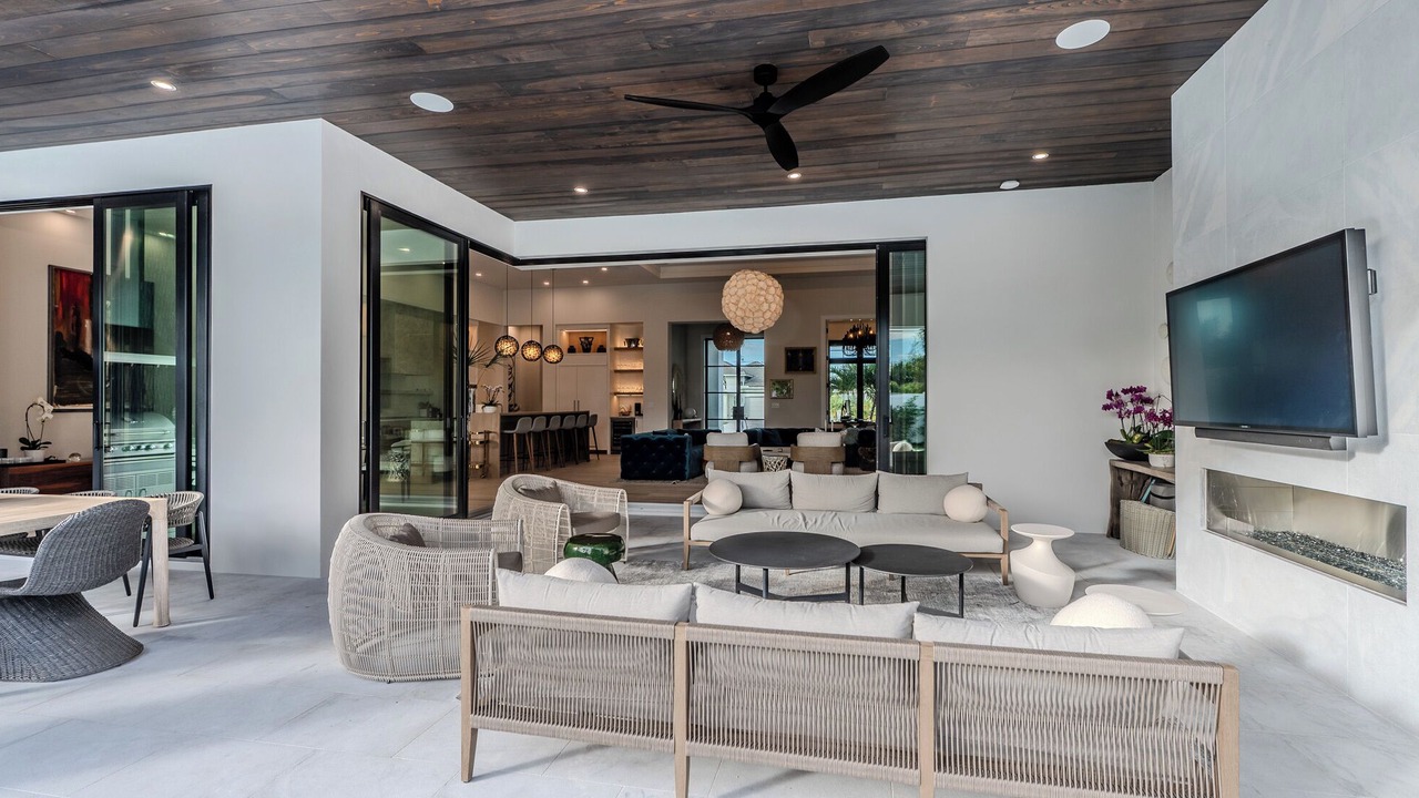 Photo of Livingroom in Naples Park