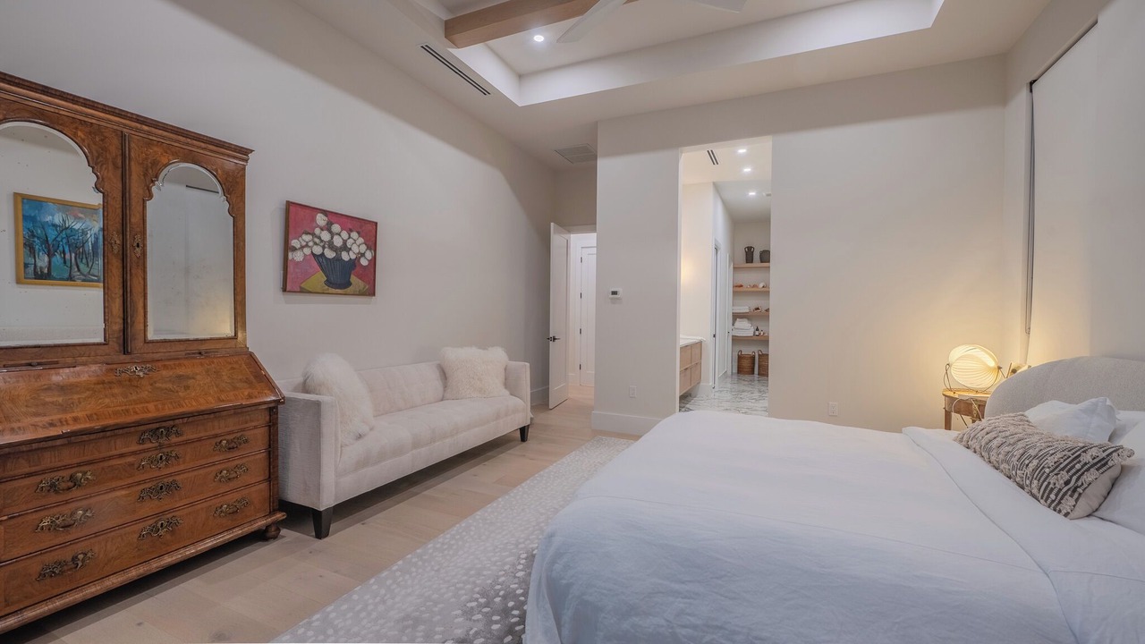 Photo of Bedroom in Naples Park