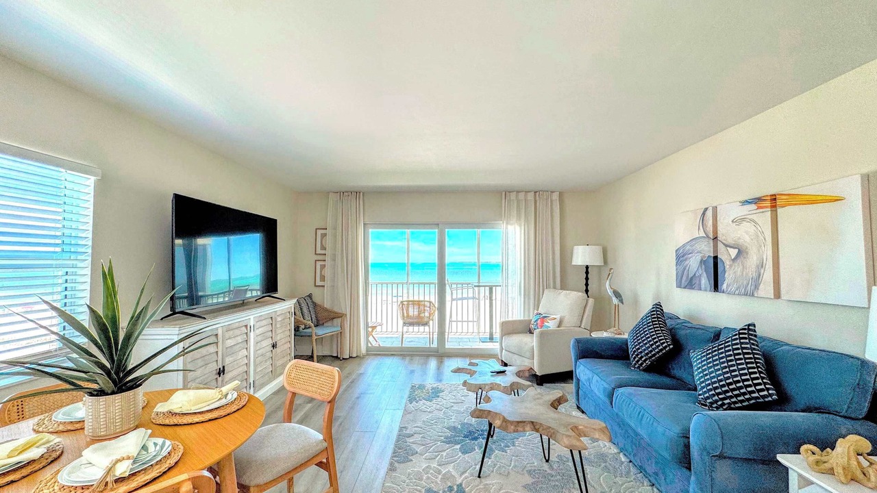 Photo of Livingroom in Fort Myers Beach