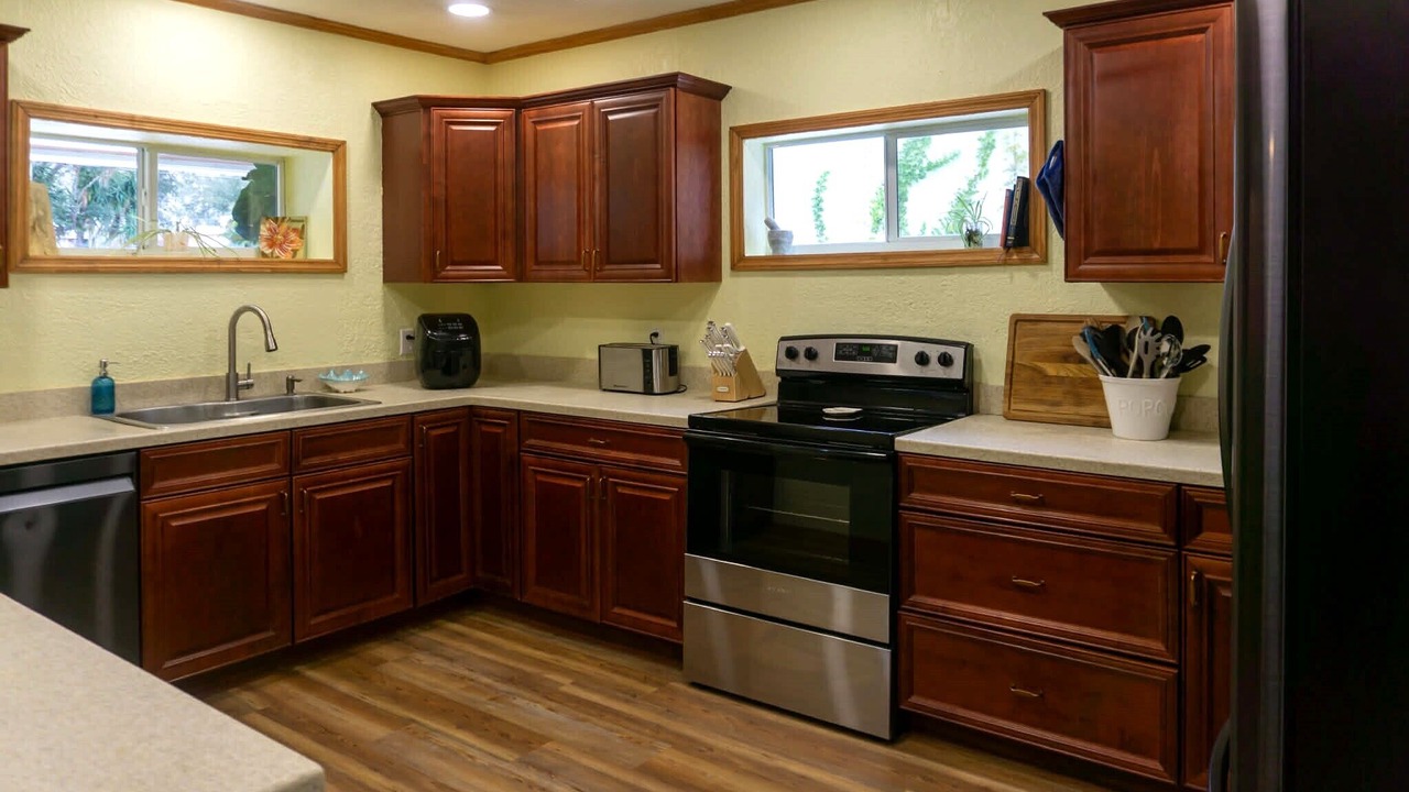 Photo of Kitchen in St. Lucie Village