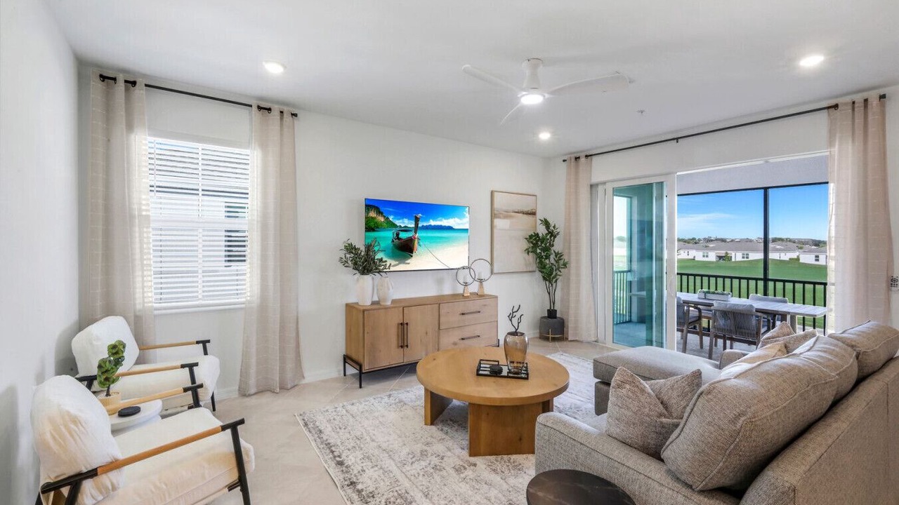 Photo of Livingroom in Lehigh Acres