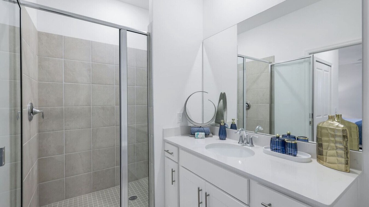 Photo of Bathroom in Lehigh Acres