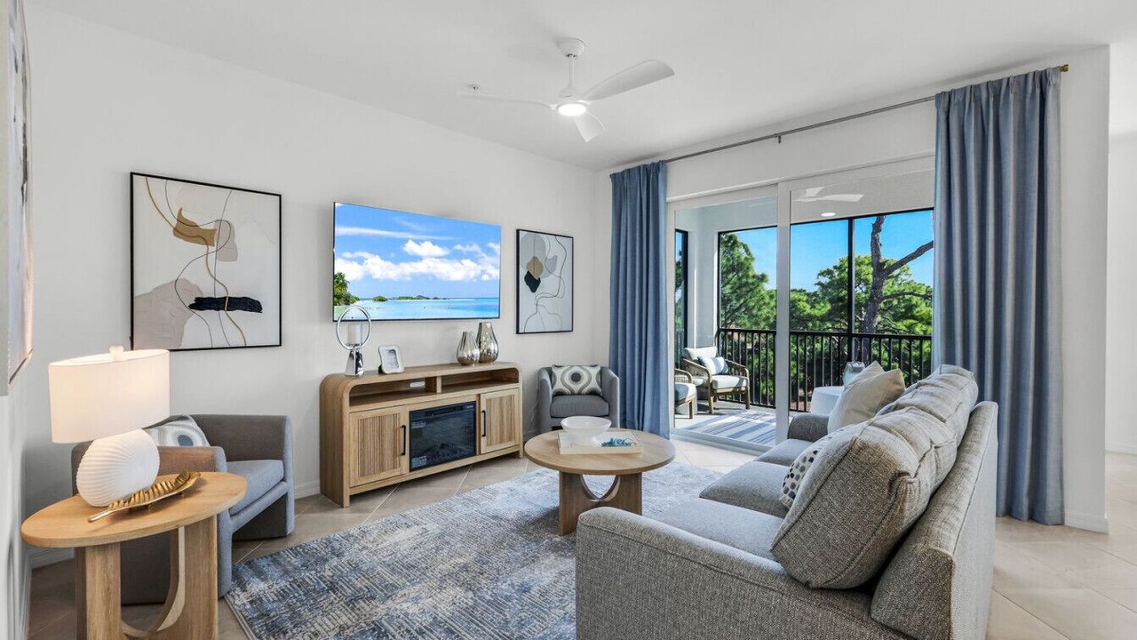 Photo of Livingroom in Lehigh Acres