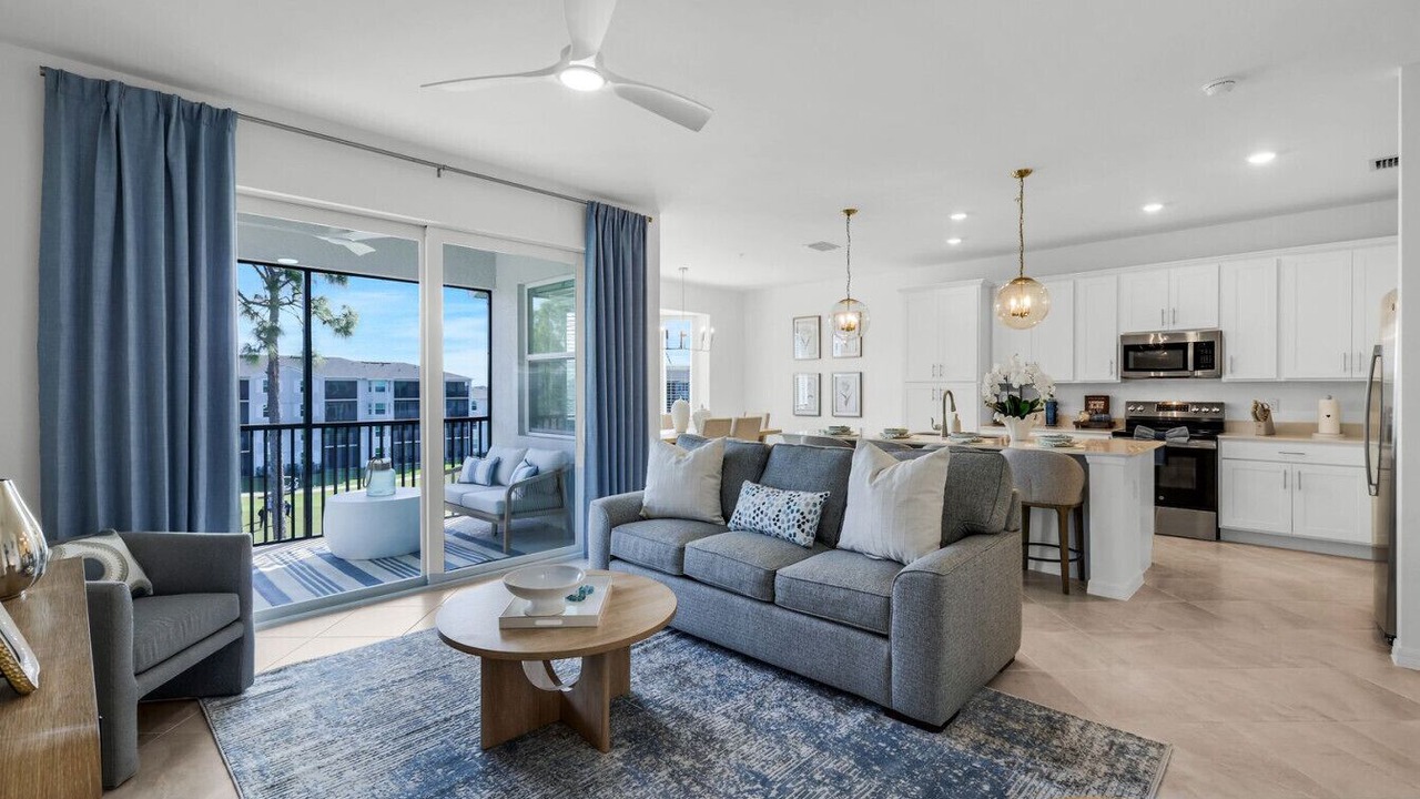 Photo of Livingroom in Lehigh Acres