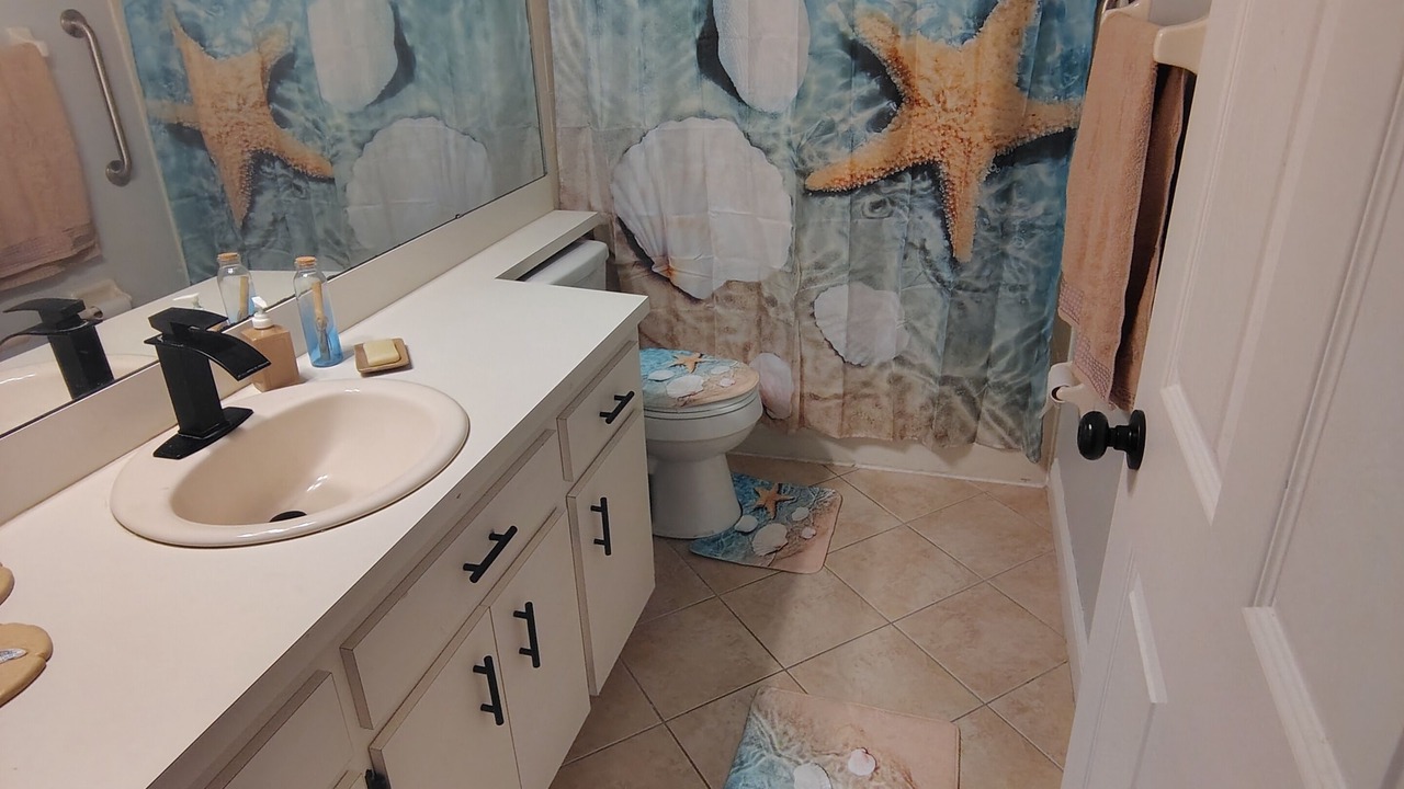 Photo of Bathroom in Lakeland