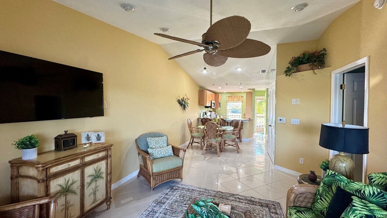 Photo of Others in Hammock Bay