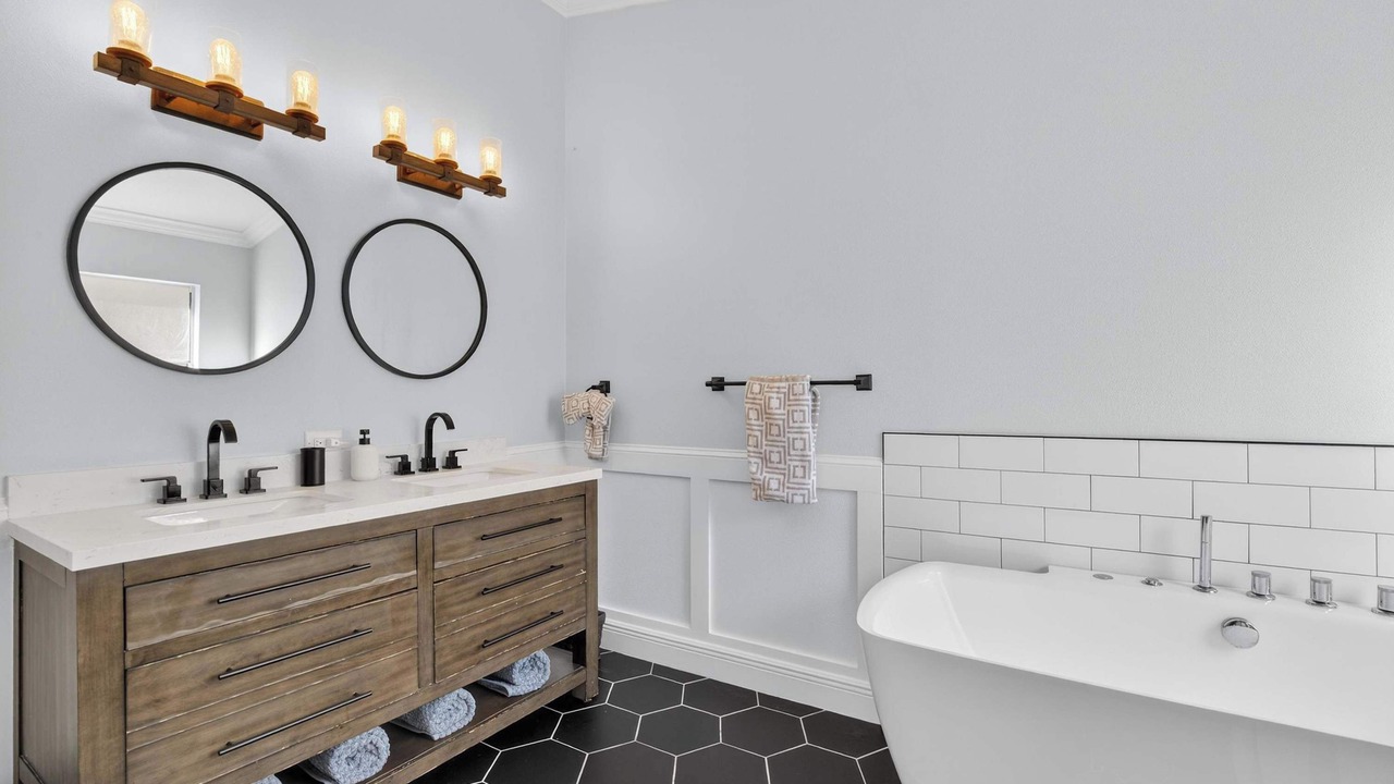 Photo of Bathroom in Sterling Ranch