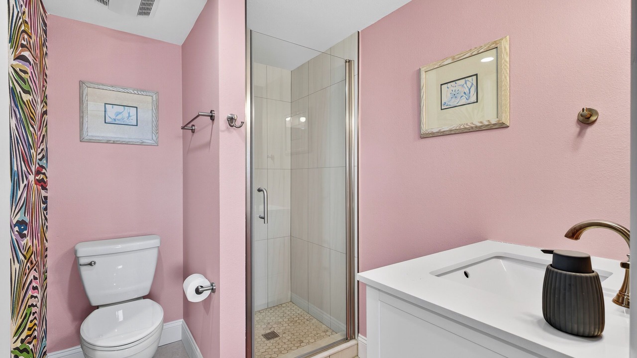 Photo of Bathroom in Iona
