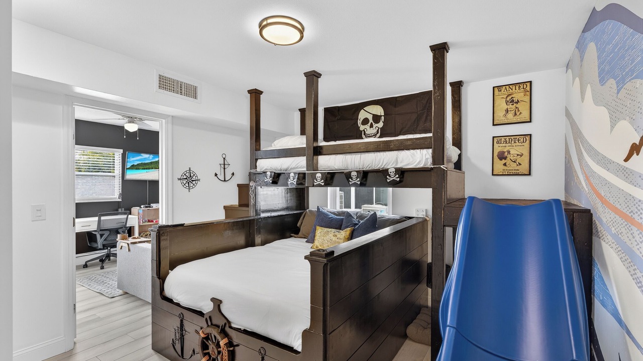 Photo of Bedroom in Bay Crest Park